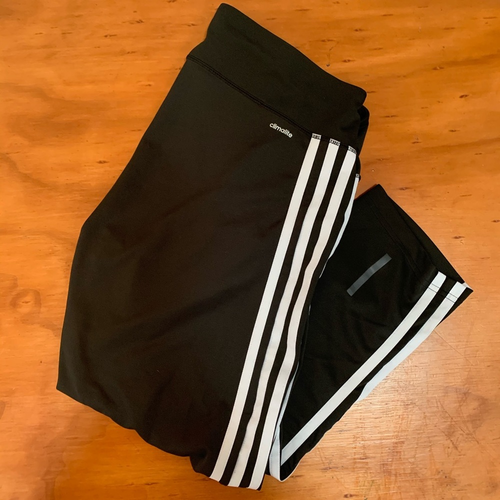 🌿 2/10 Adidas Climalite Capri Pants